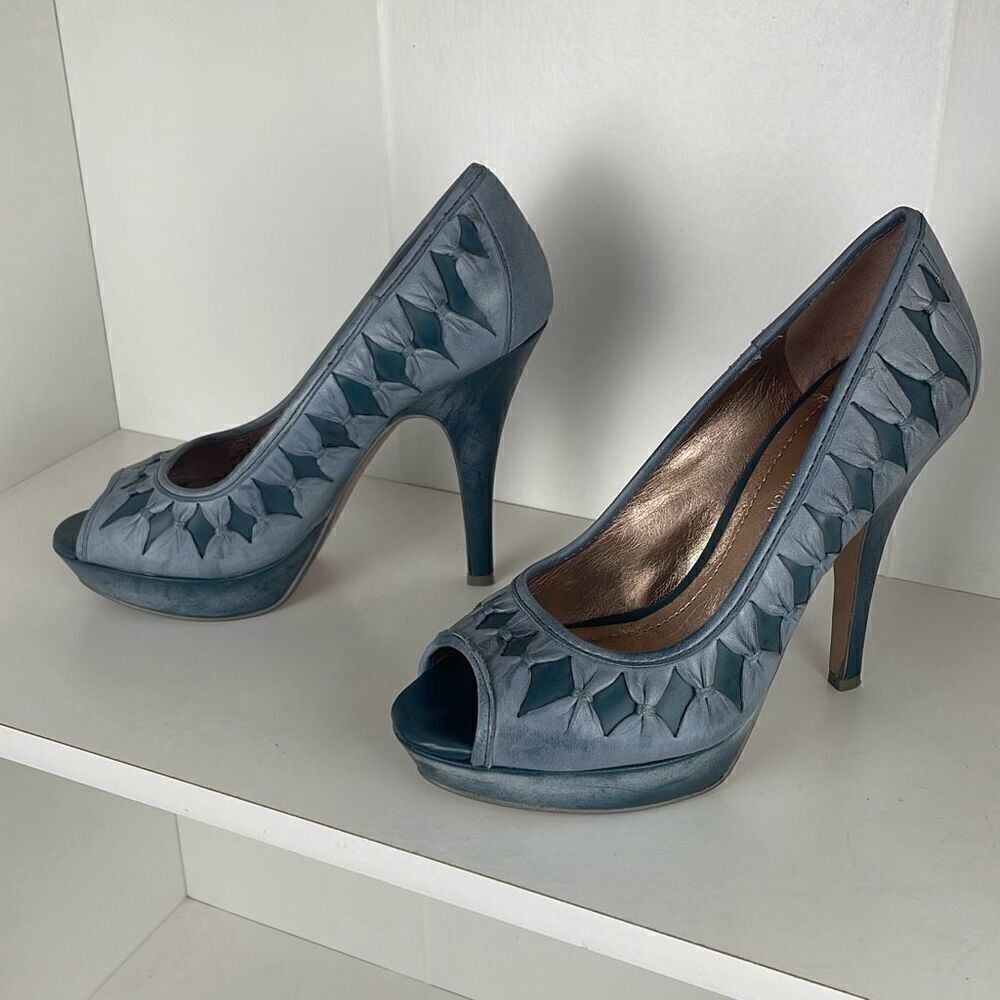 BCBGeneration Aaliyah Platform Stiletto Heels 7